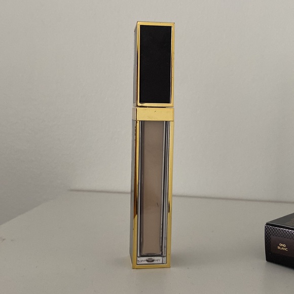 Tom ford Shade & Illuminate Concealer #ONE BLANC - Picture 3 of 5
